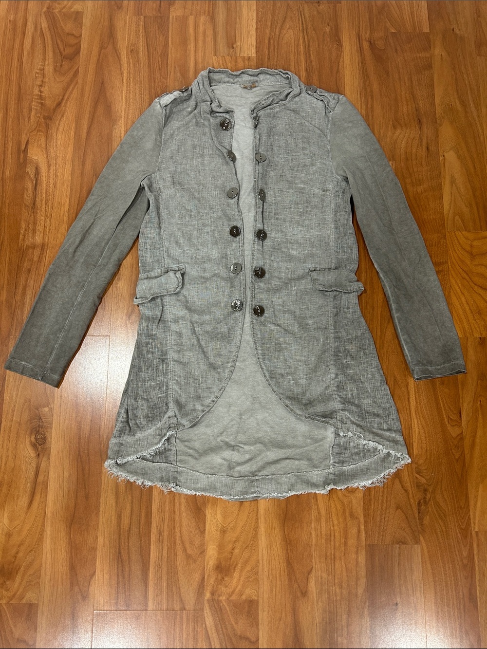 Suzy D London Linen Distressed Military High-Low Jacket Gray M